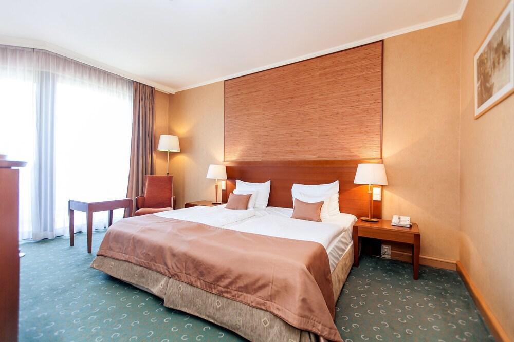 Greenfield Hotel Golf & Spa Bük Eksteriør billede